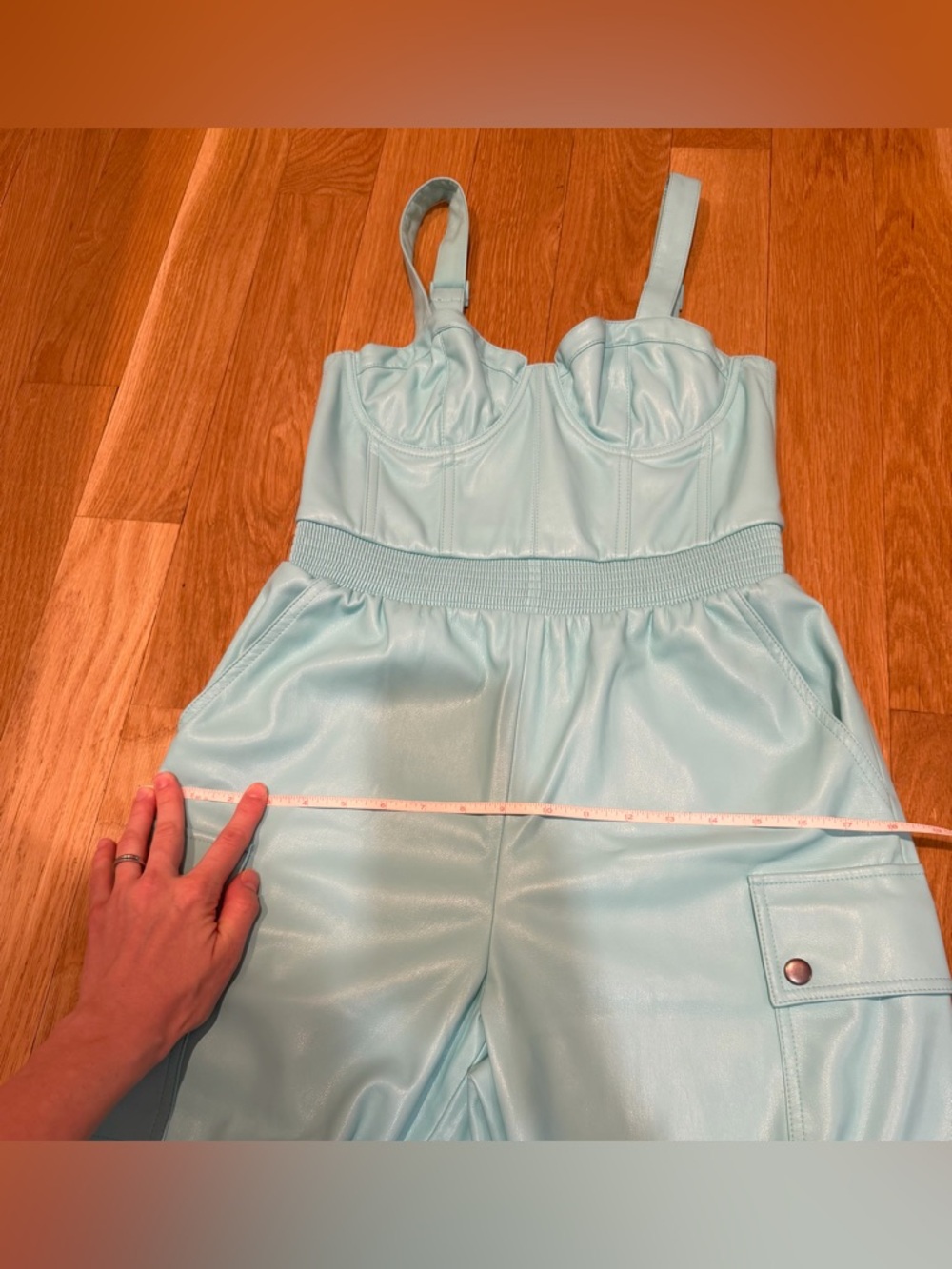 Alice + Olivia Frida Cargo Jumpsuit Size 4 - Picture 14 of 16